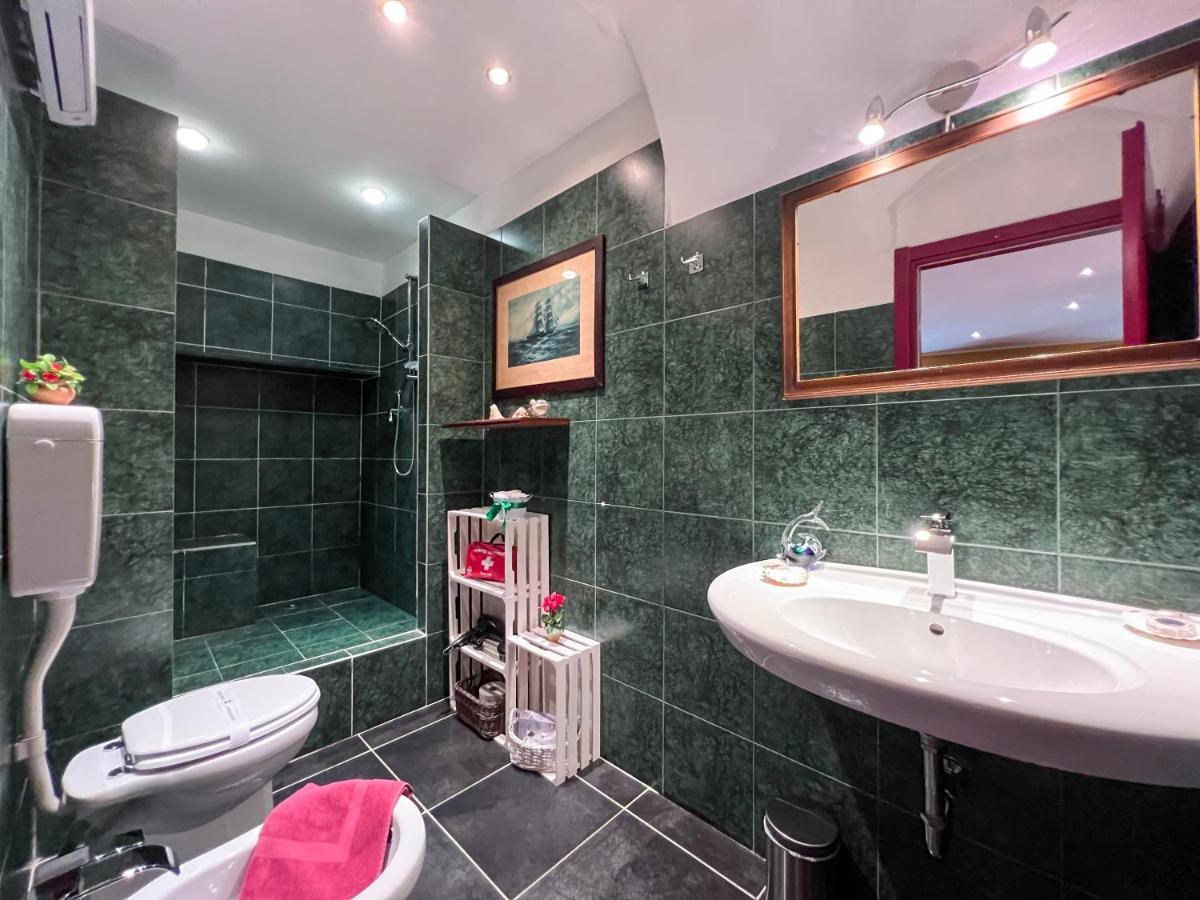 Loft Di Charme In Centro Genova Διαμέρισμα Εξωτερικό φωτογραφία